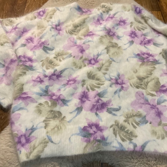 Venesha Angora Cardigan Size Medium Floral Lavender Button Sweater Long Sleeve - Picture 8 of 8